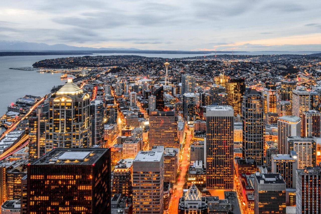 Belltown Court Sunset Suite Сіетл Екстер'єр фото